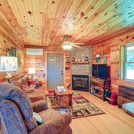 Blue Ridge Mountain Cabin With Views And Hot Tub Sparta ภายนอก รูปภาพ