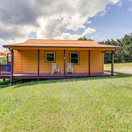 Blue Ridge Mountain Cabin With Views And Hot Tub Sparta ภายนอก รูปภาพ