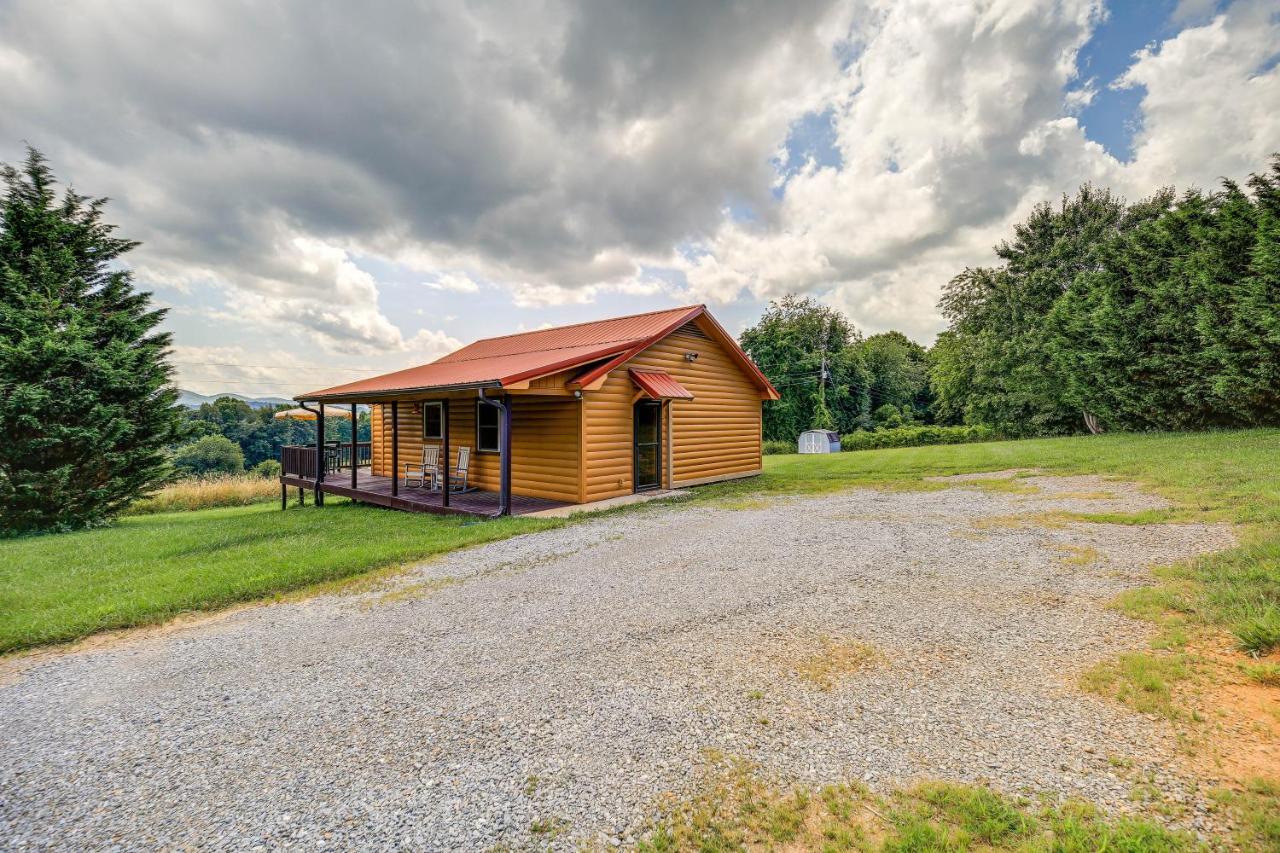 Blue Ridge Mountain Cabin With Views And Hot Tub Sparta ภายนอก รูปภาพ