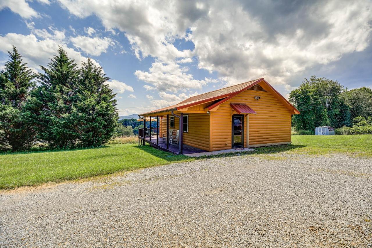 Blue Ridge Mountain Cabin With Views And Hot Tub Sparta ภายนอก รูปภาพ