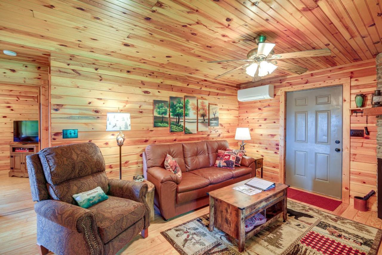 Blue Ridge Mountain Cabin With Views And Hot Tub Sparta ภายนอก รูปภาพ