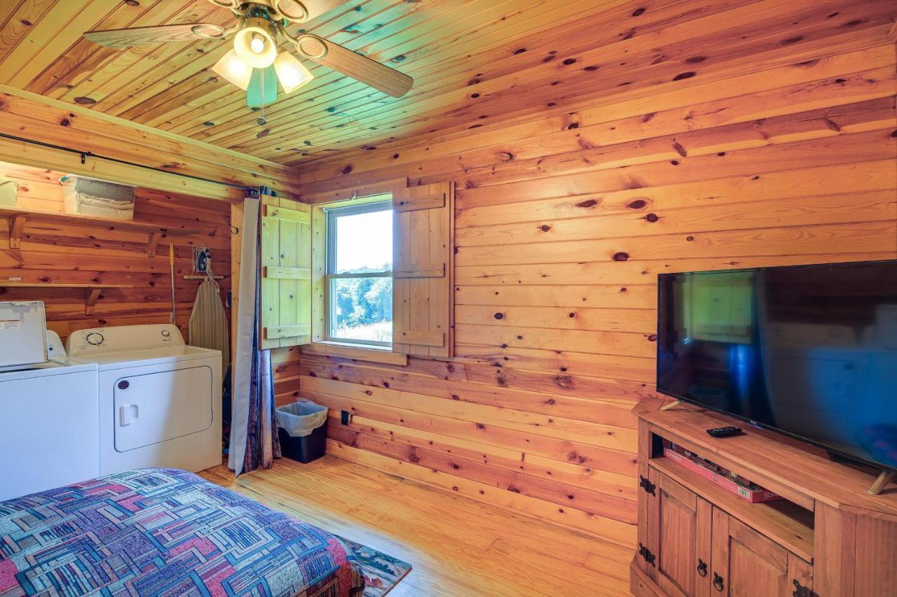 Blue Ridge Mountain Cabin With Views And Hot Tub Sparta ภายนอก รูปภาพ